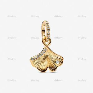 Pandora Gingko Leaf Dangle Charm
